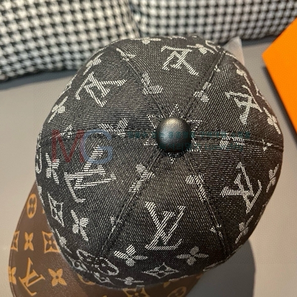 ̺  LV68817-2