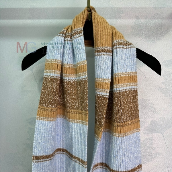 * ÷ CA499311-4