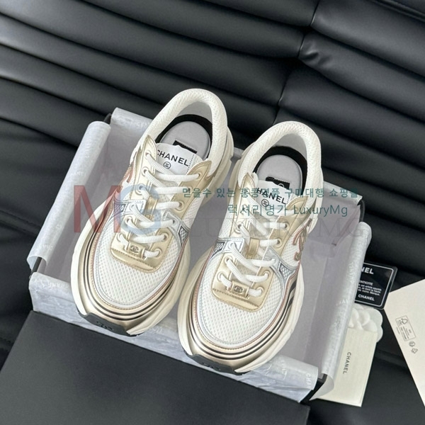 *  Ŀ CH4908887-3