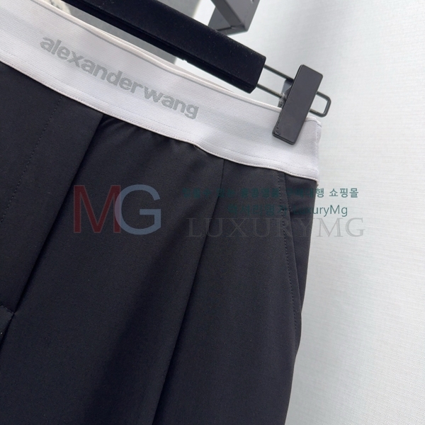  ˷   WA315689-1