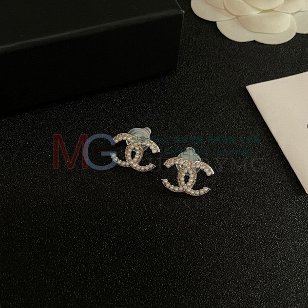 * Ͱ G12251618