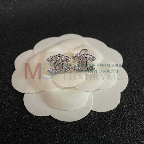 * Ͱ G12251620