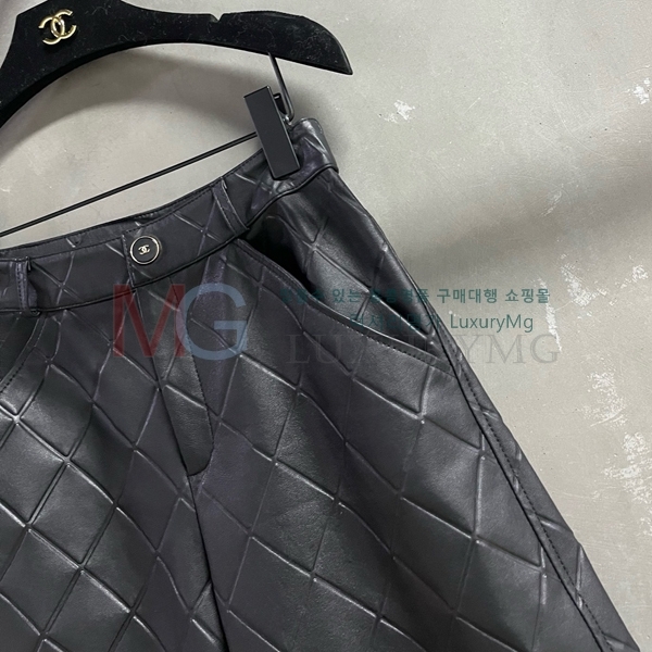 *  C600657