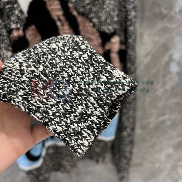  *  CH1734141-2