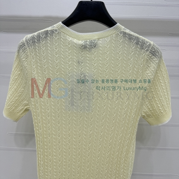  *  15CH2522139-1