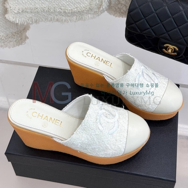  *  CH642516-3