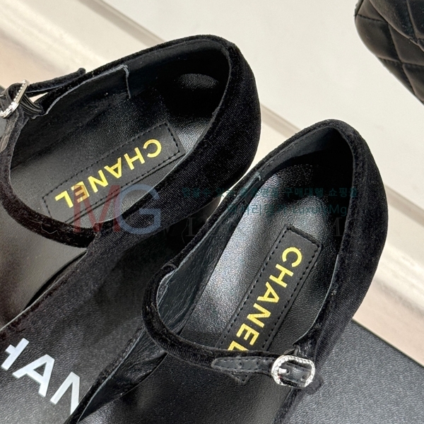  *   CH642513-2