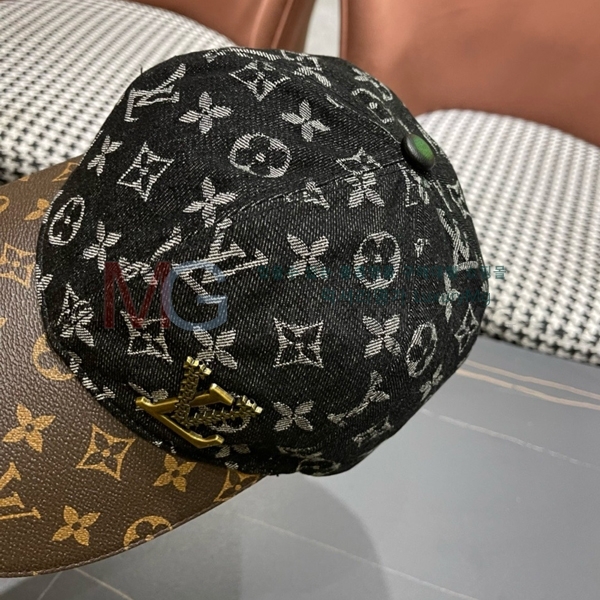 ̺  LV68842-2
