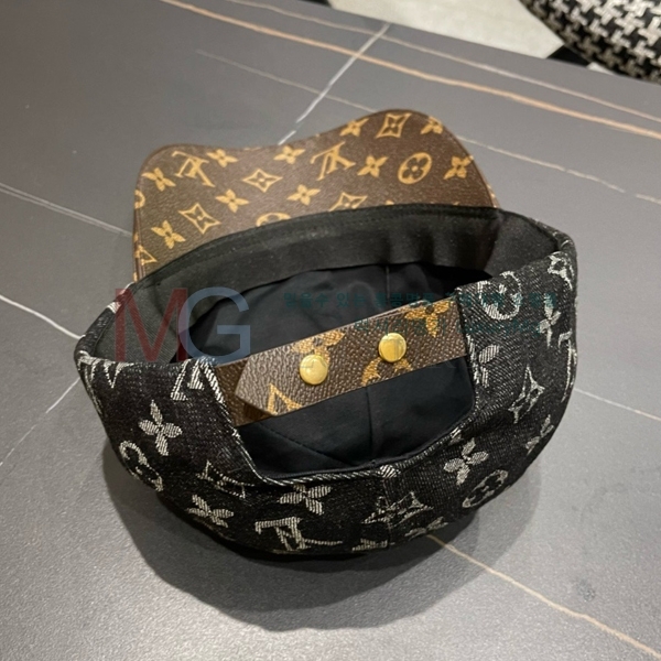̺  LV68842-2