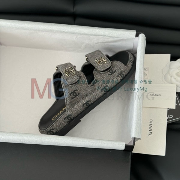 *   AA82070-2