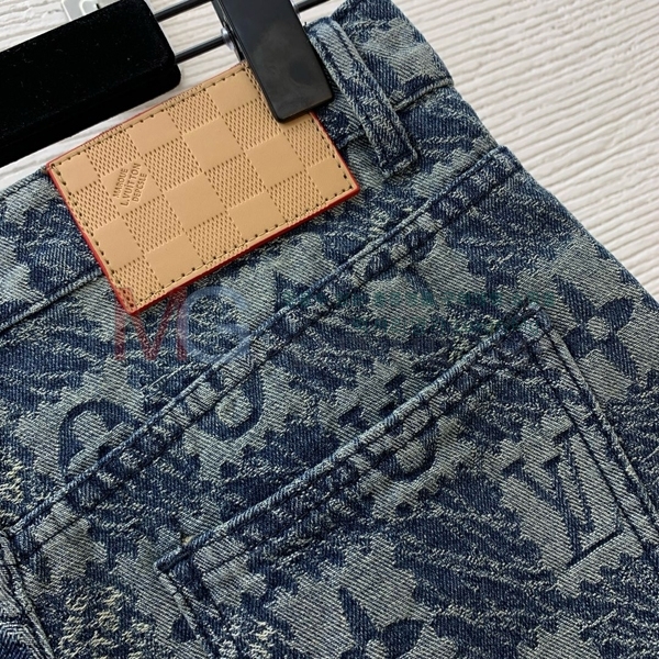  ̺  C6003267