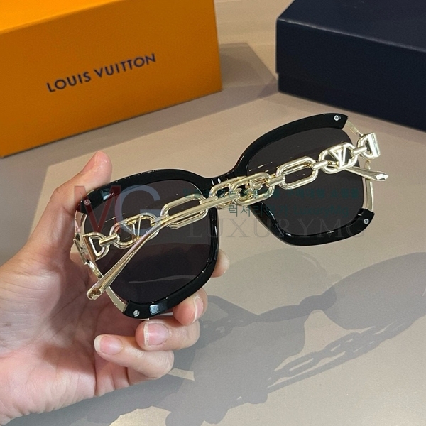 ̺ ۶ LV066871-1