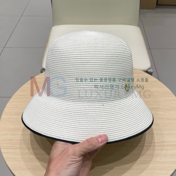 ̺  LV68844-2