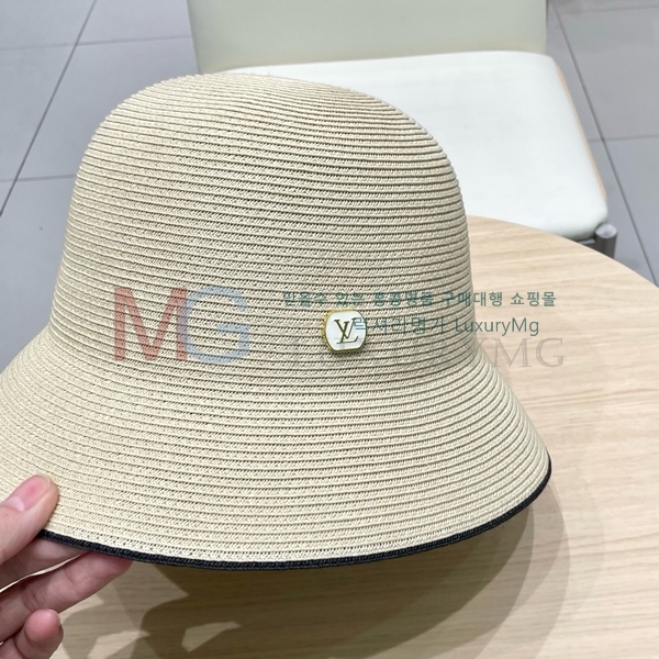 ̺  LV68844-3