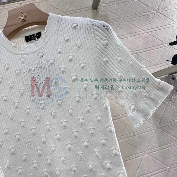  *  CH62136245-1