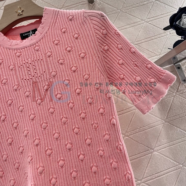  *  CH62136245-2