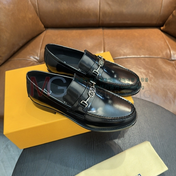 ̺  屸 LV264923-7