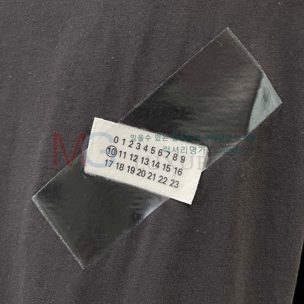   Ƽ MM23158-2