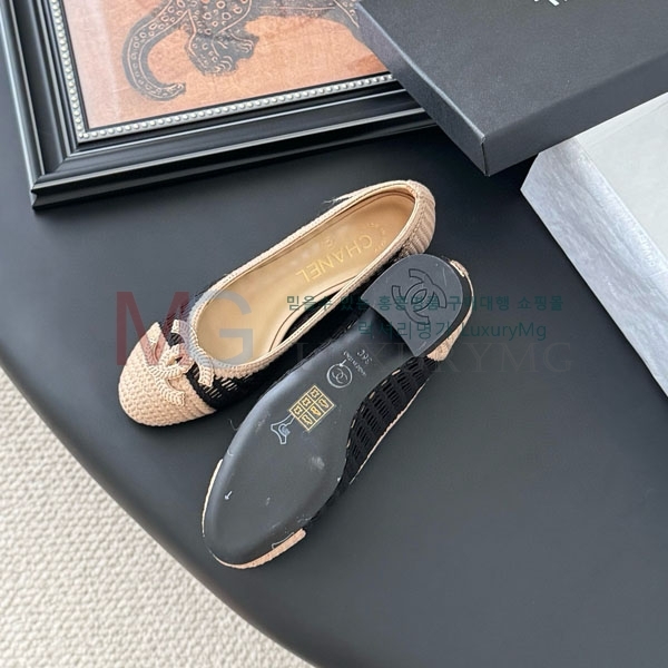 ��* ���� ������ A2233063-1