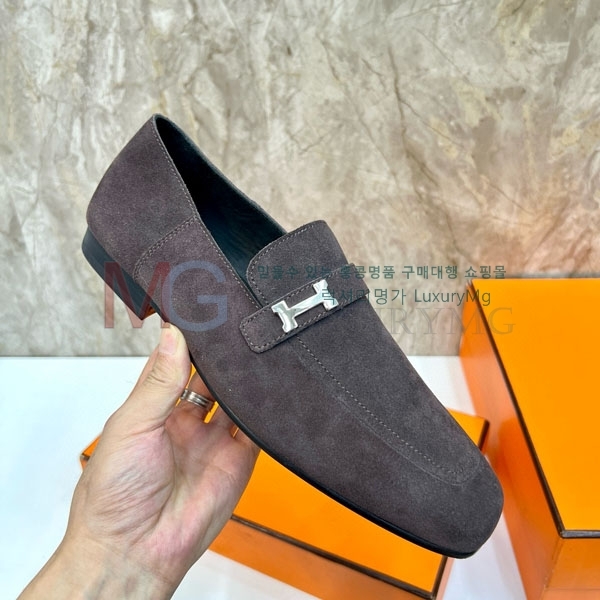 ޽  屸 HE501884