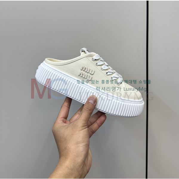 ̿̿   MK671224-4