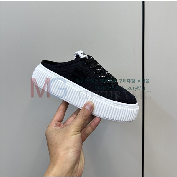 ̿̿   MK671224-5