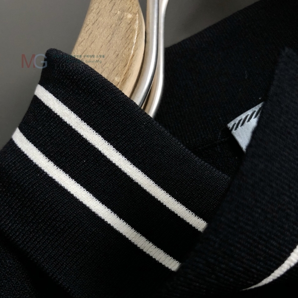   īƼ PLY241253-4