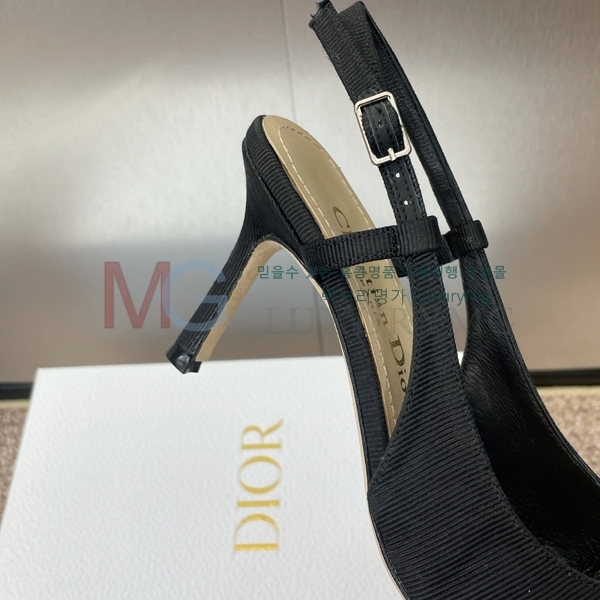  ̵ DI654824-4 (7cm)