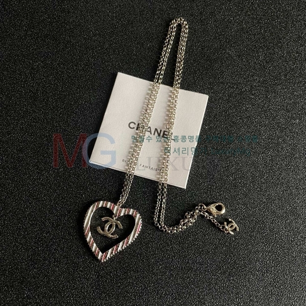 *  G122515135