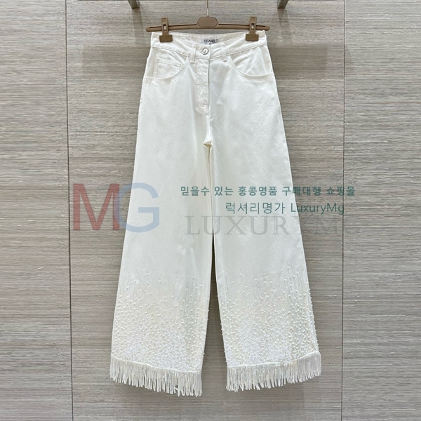  * û CH4186360-1