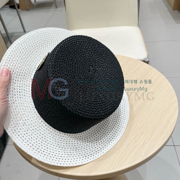  ĸ  FG1G23360-1