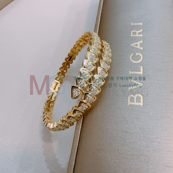 Ұ  BV665631