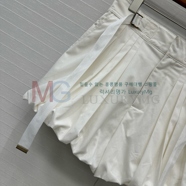  ο ĿƮ CH689176-2