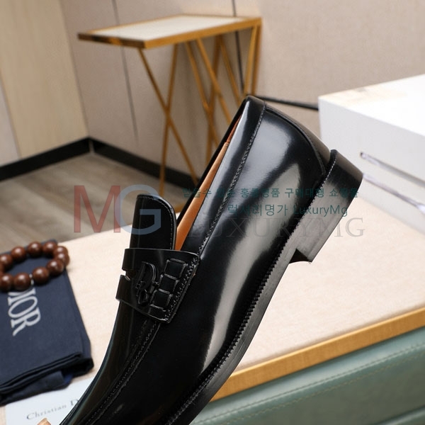   屸 DR066022-1