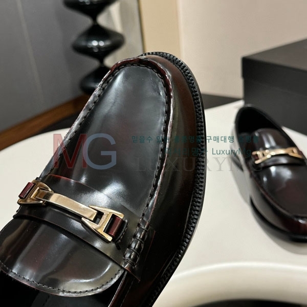 ζ   YSL56023-4