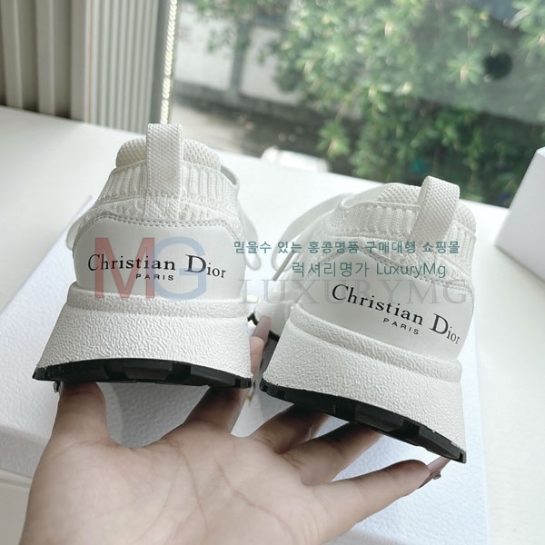  G133 Ŀ  DR9906441-2