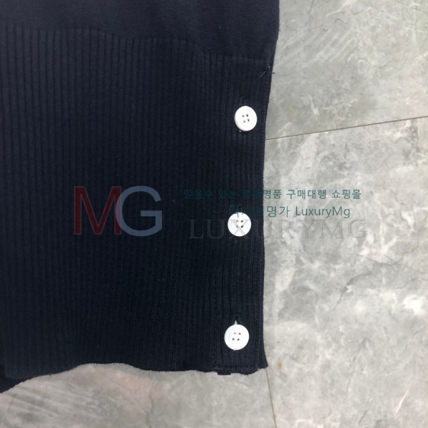    AG509906-1