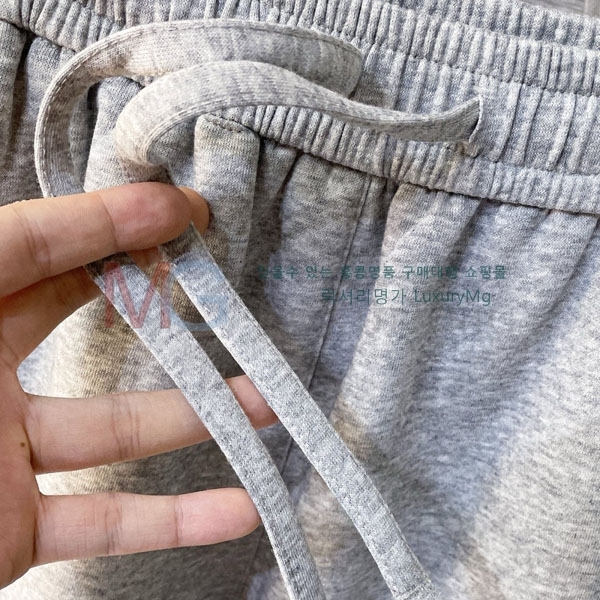   ݹ MM8632702-1