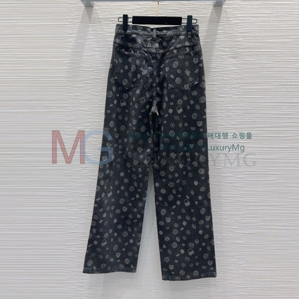  * û CH4186379