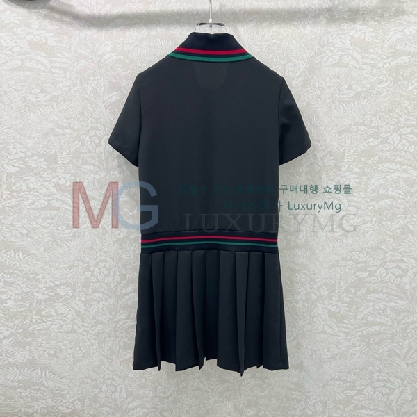   ǽ D25253657-1