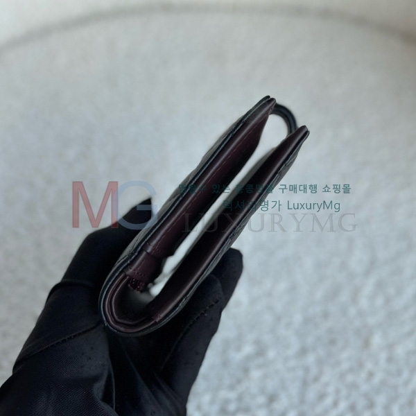 *   A55570-6