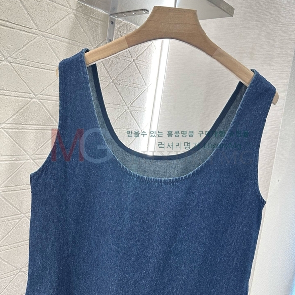  ǽ D25253667