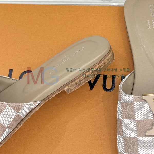  ̺ / LV144406-3
