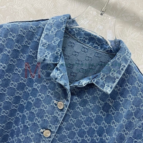   ǽ D2525376