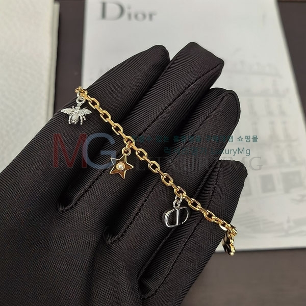   DR387147