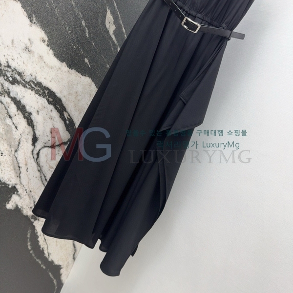   ǽ MX414872-1