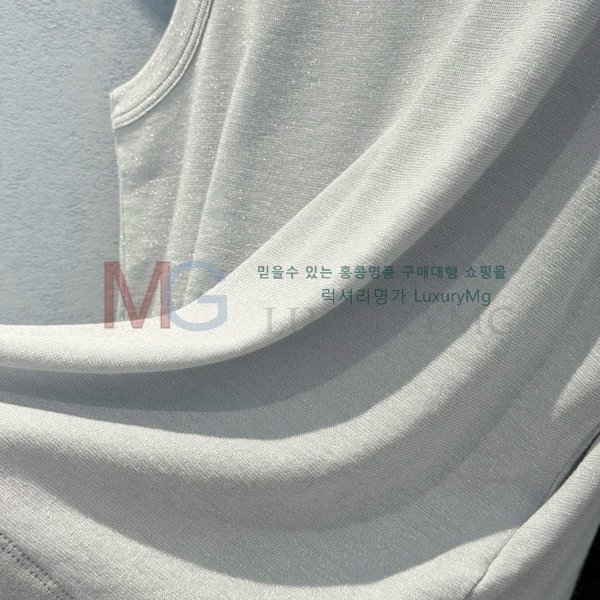   μҸ CE425673