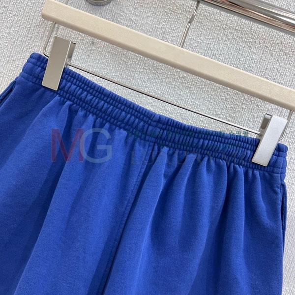  ˷   AX466377-1