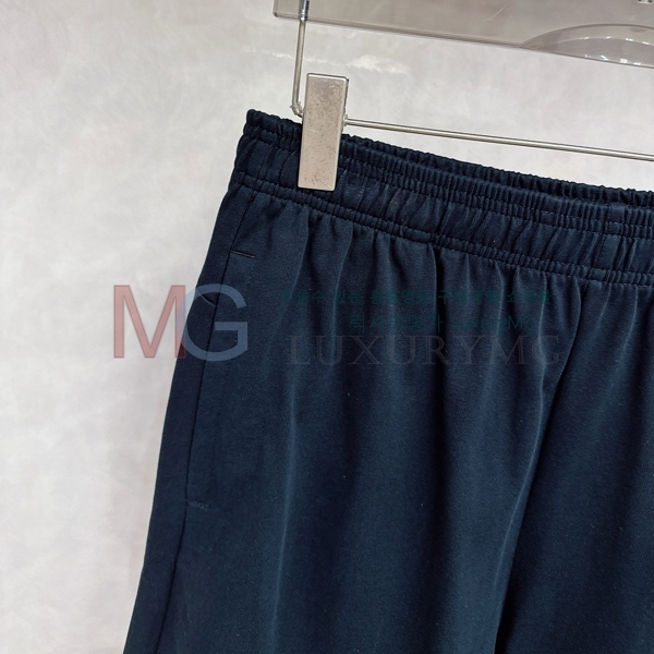  ݹ 489470-1