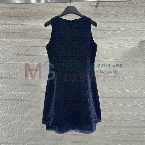   ǽ CE688656-2